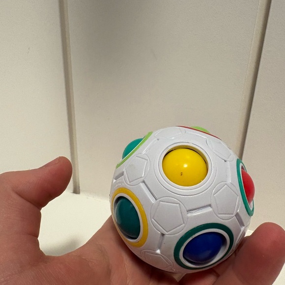 Colorful Fidget Ball - Picture 4 of 8